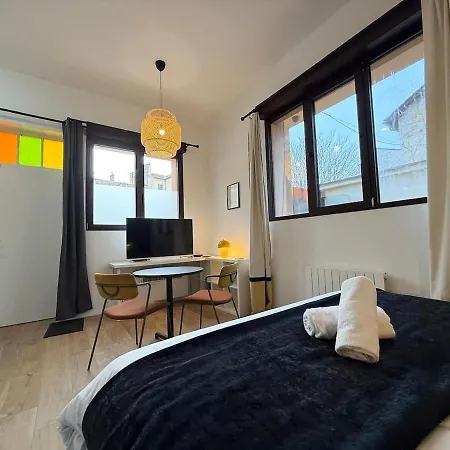 Apartment Miribel 1 Jean Mace